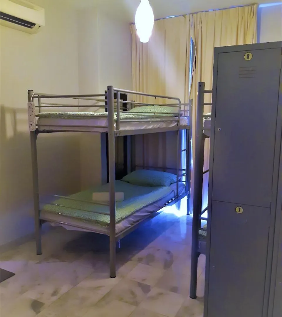 Klcc Dorm Hostel Kuala Lumpur Malezya
